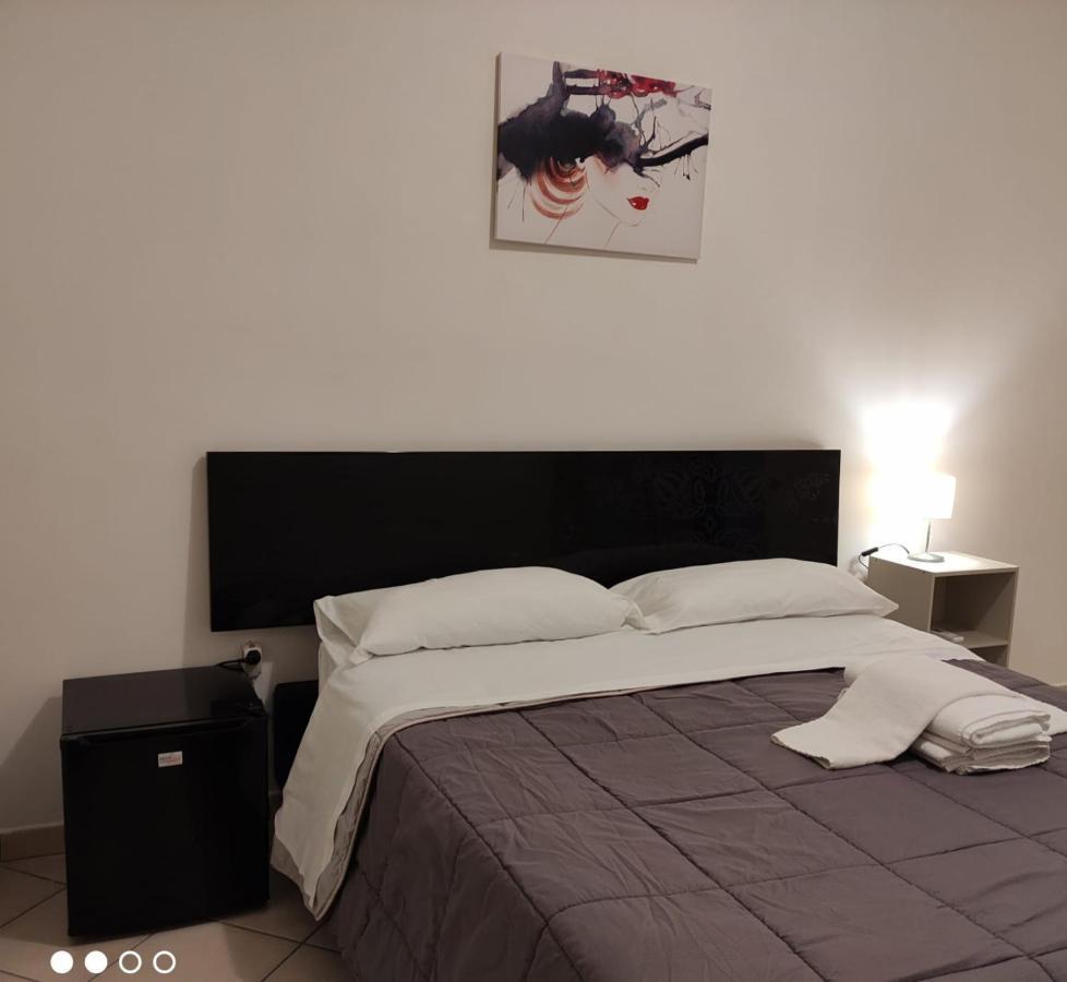 Lorenzo B&B House Battipaglia Eksteriør bilde